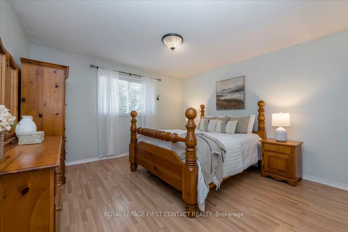 36, CHURCHLAND, Holly, Barrie