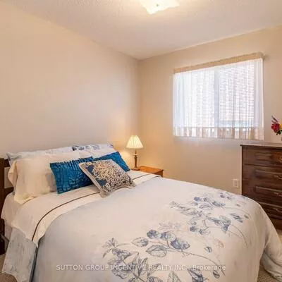 58, Tunbridge, Georgian Drive, Barrie