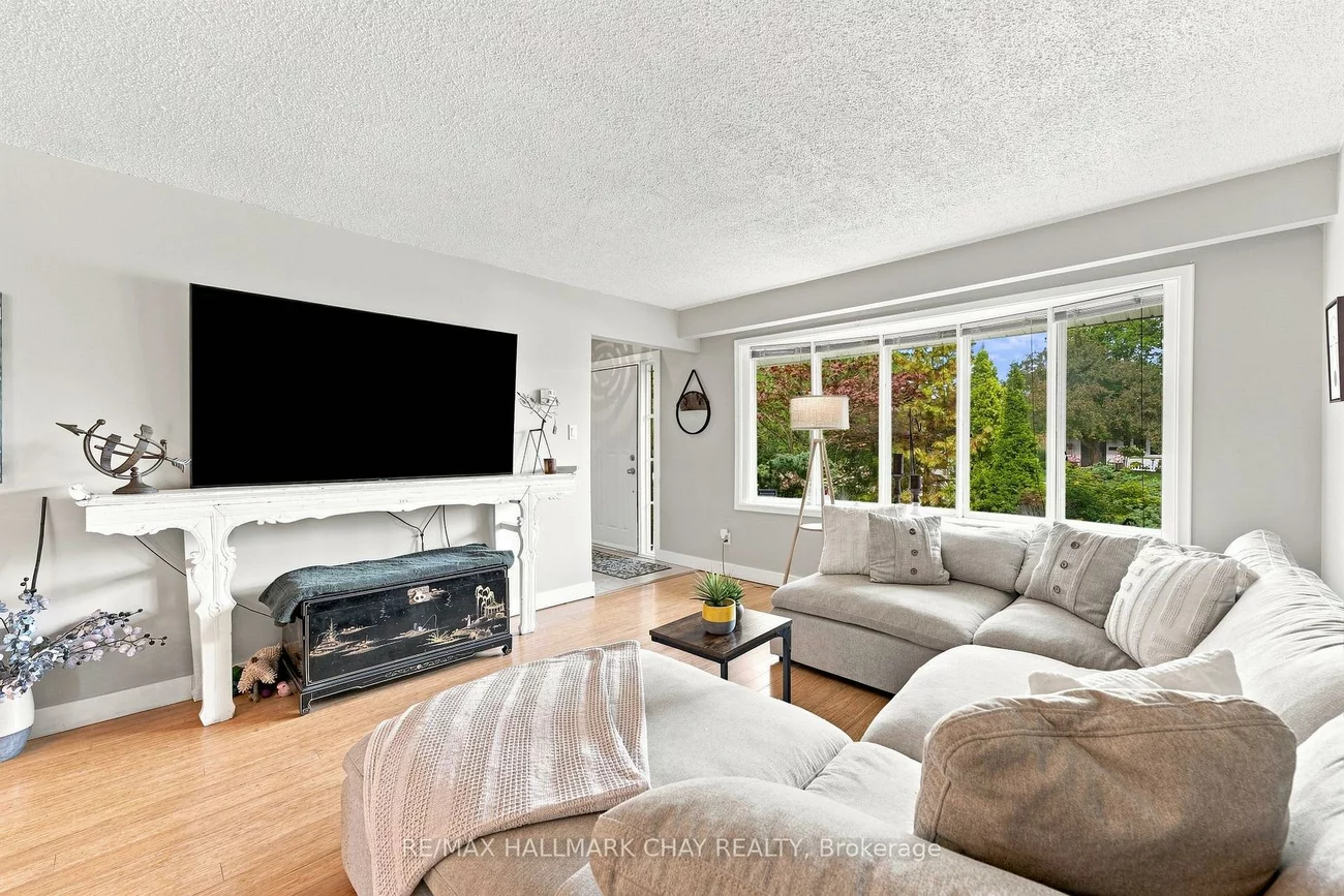 30, Harding, Cundles East, Barrie
