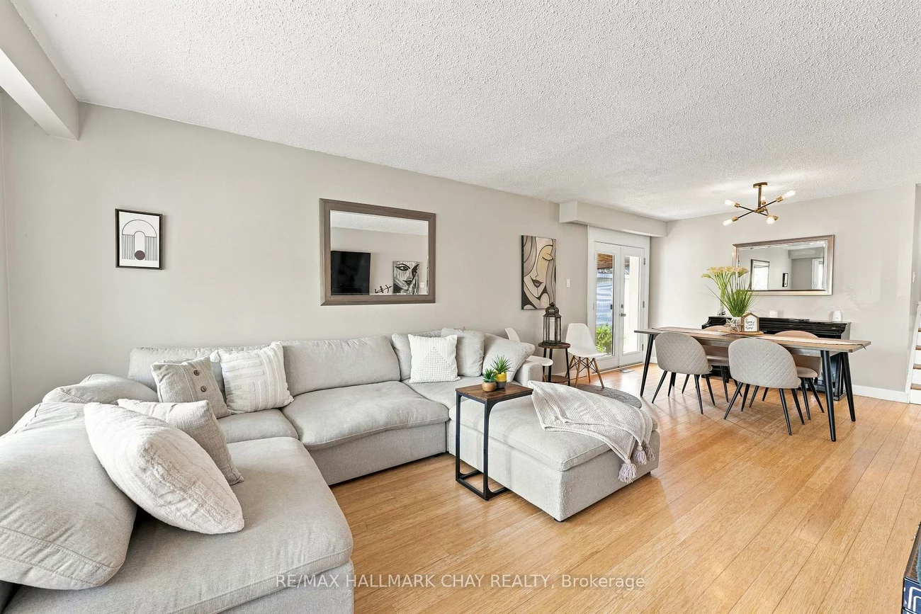 30, Harding, Cundles East, Barrie