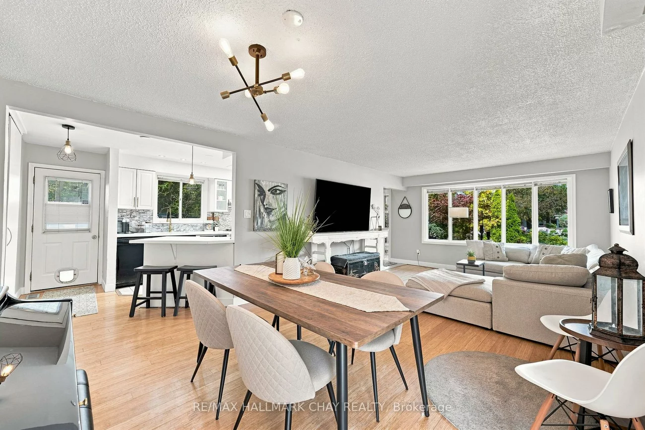 30, Harding, Cundles East, Barrie