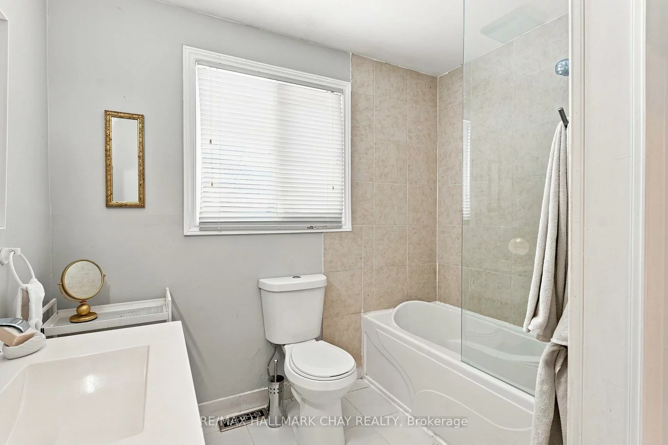 30, Harding, Cundles East, Barrie