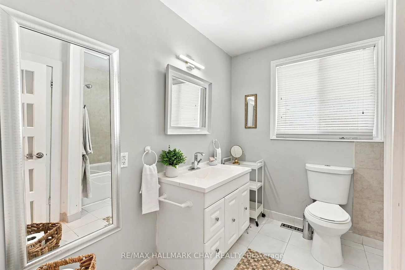 30, Harding, Cundles East, Barrie