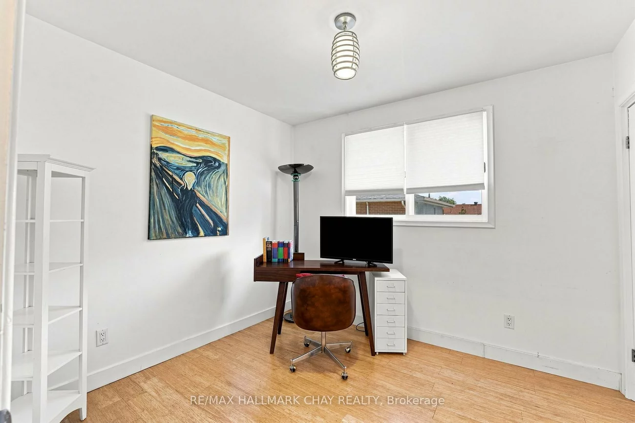 30, Harding, Cundles East, Barrie