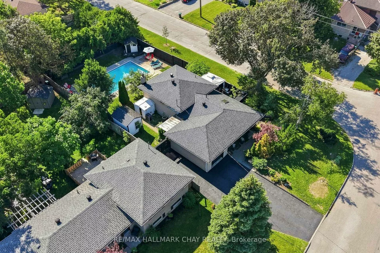 30, Harding, Cundles East, Barrie