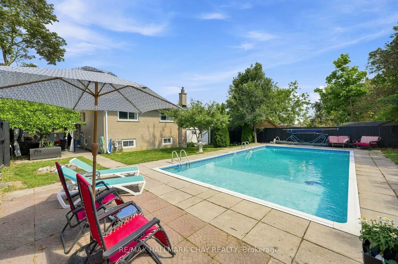 30, Harding, Cundles East, Barrie