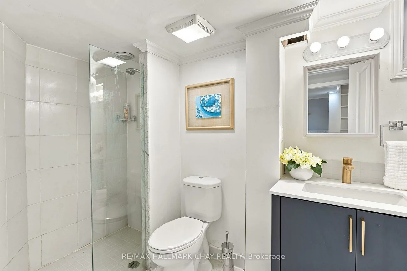 30, Harding, Cundles East, Barrie