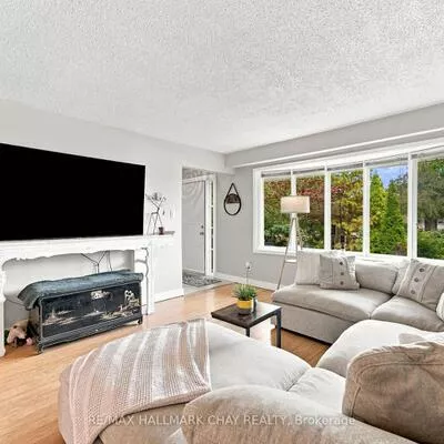 30, Harding, Cundles East, Barrie