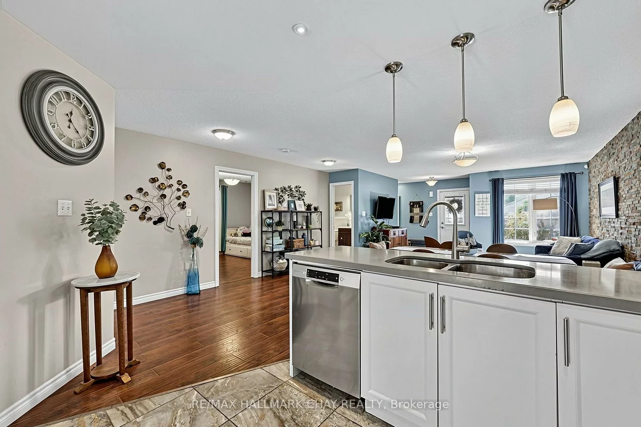 76, Shalom, Painswick South, Barrie