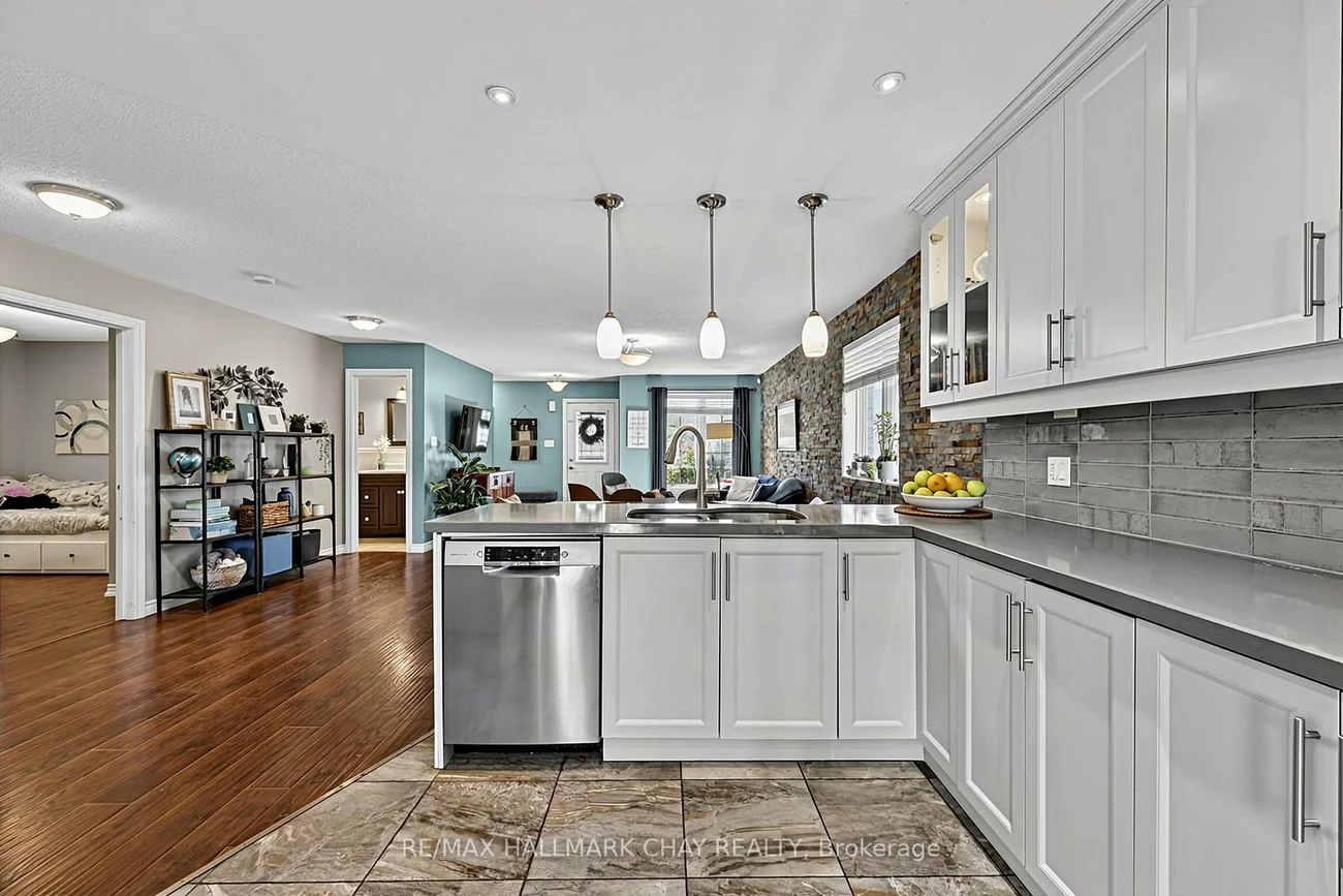 76, Shalom, Painswick South, Barrie
