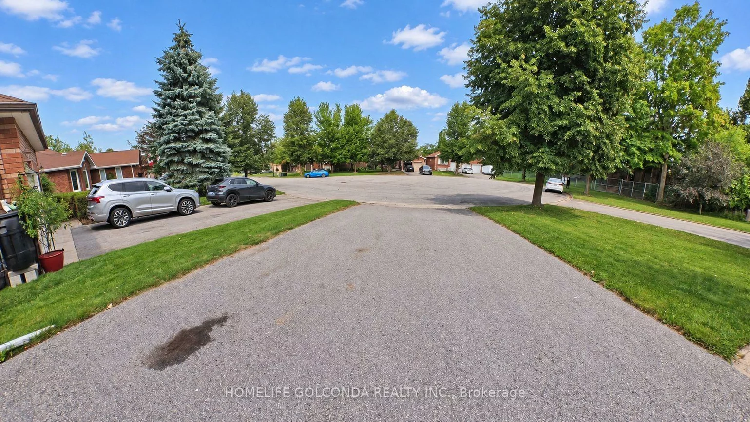 26, Warner, Holly, Barrie