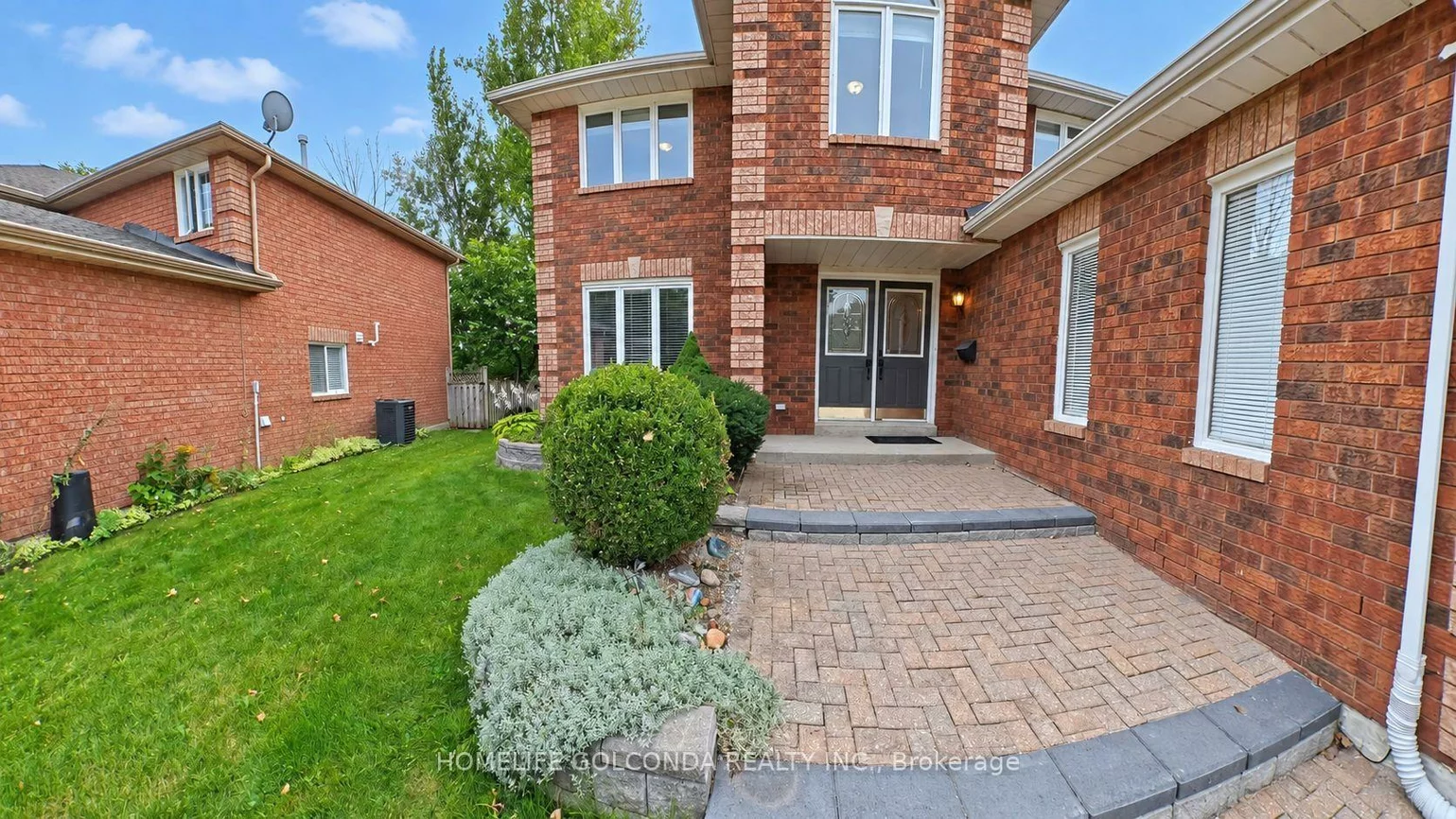 26, Warner, Holly, Barrie