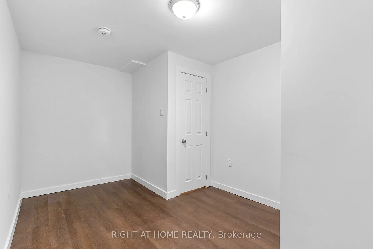 44, Ferguson, Northwest, Barrie