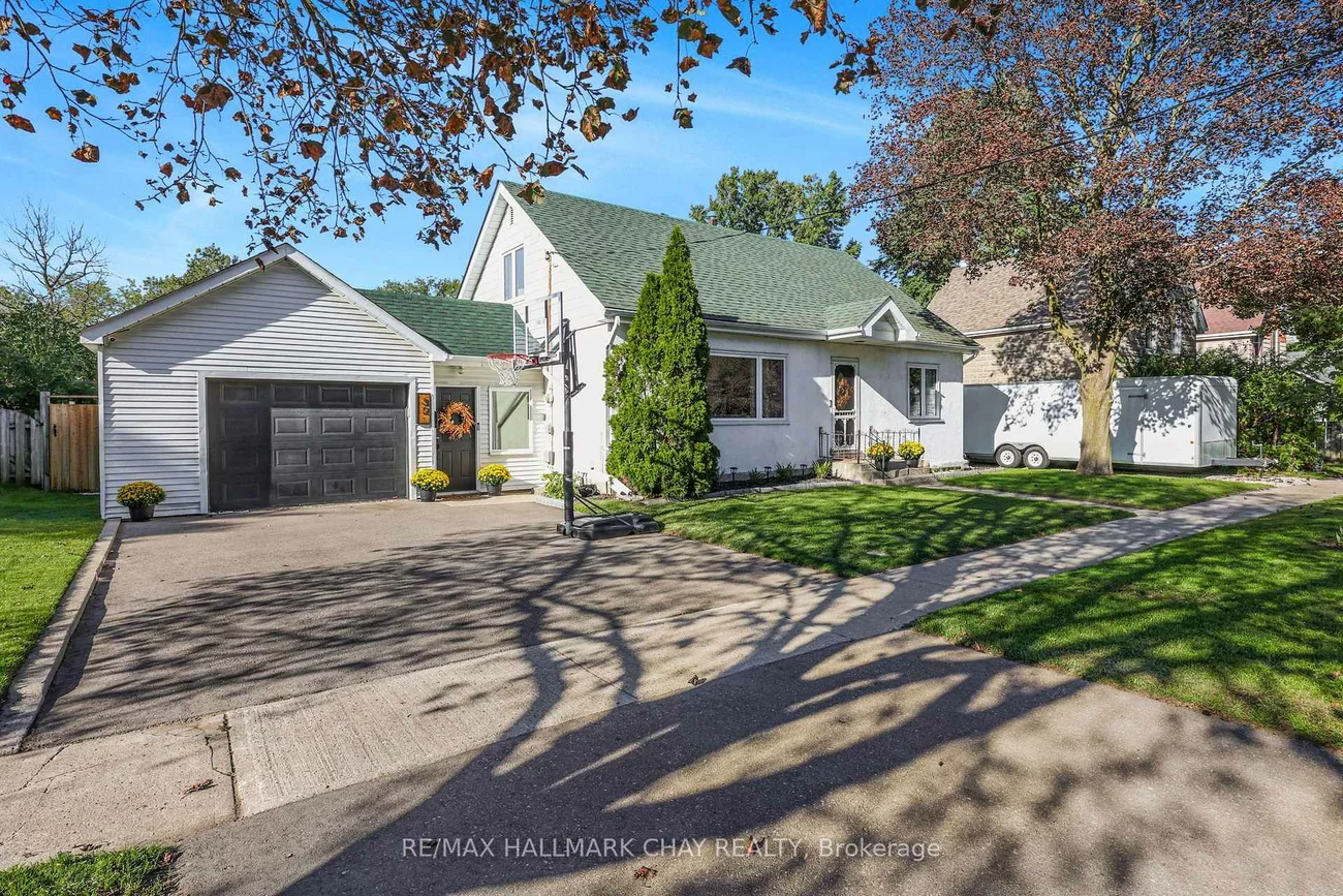 32, Caroline, Allandale Centre, Barrie