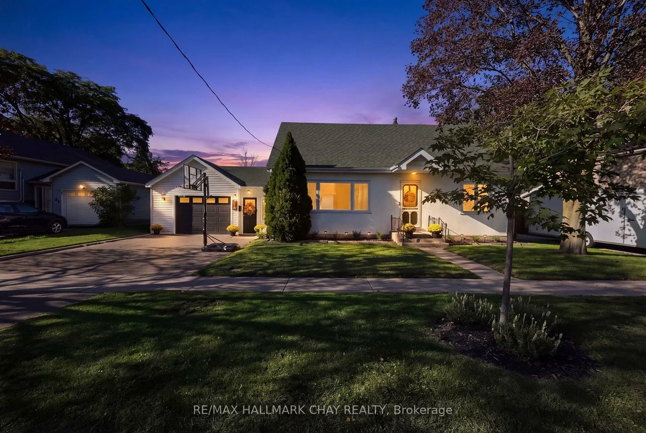 32, Caroline, Allandale Centre, Barrie