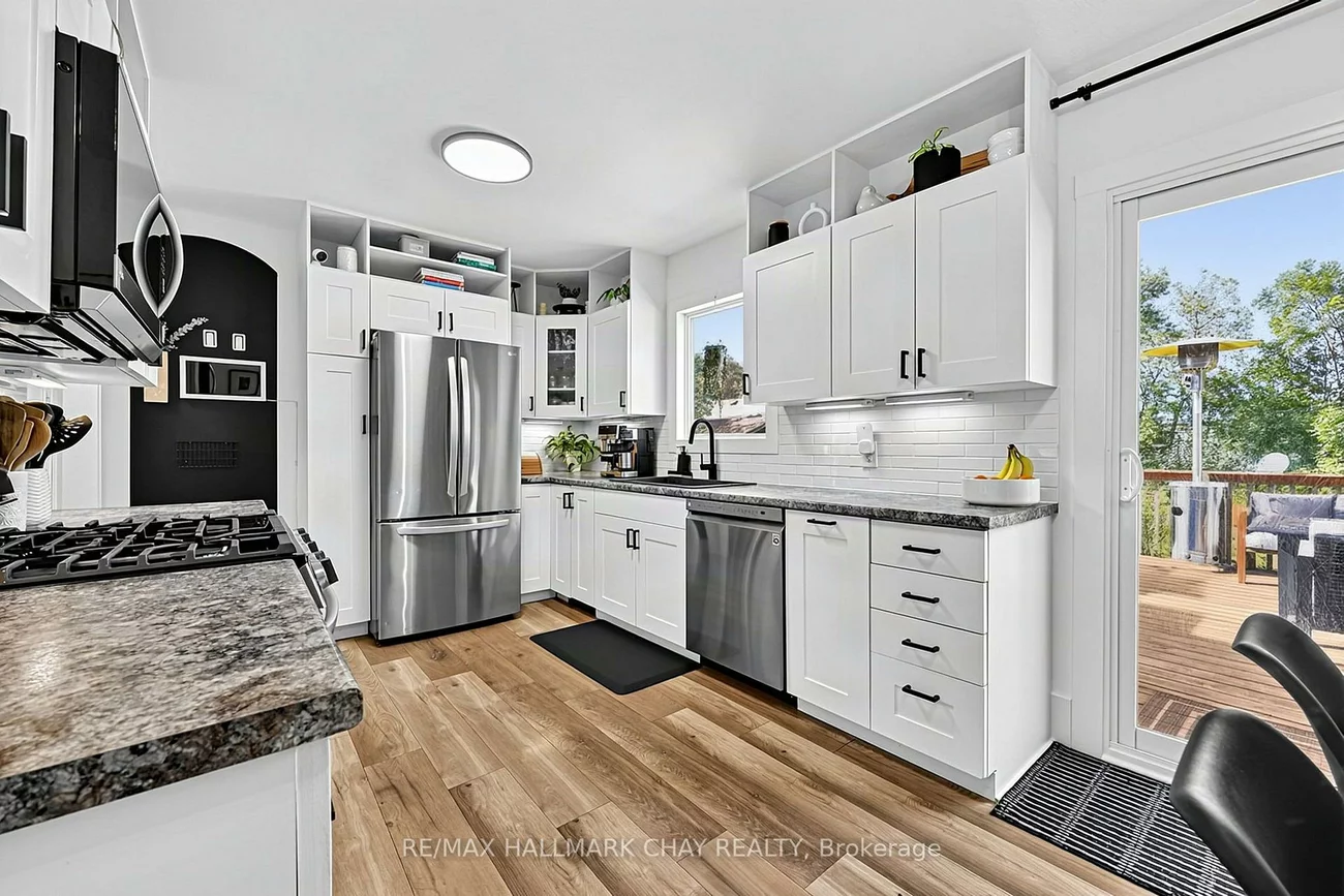32, Caroline, Allandale Centre, Barrie