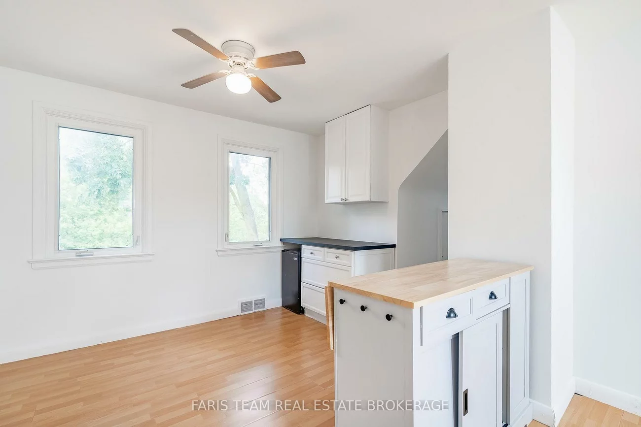 18, Holgate, Allandale, Barrie