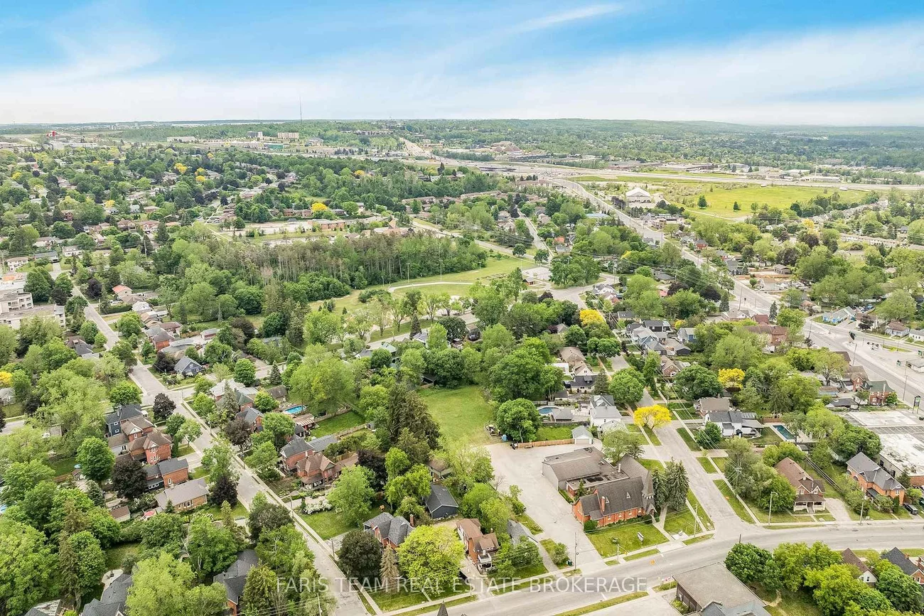 18, Holgate, Allandale, Barrie