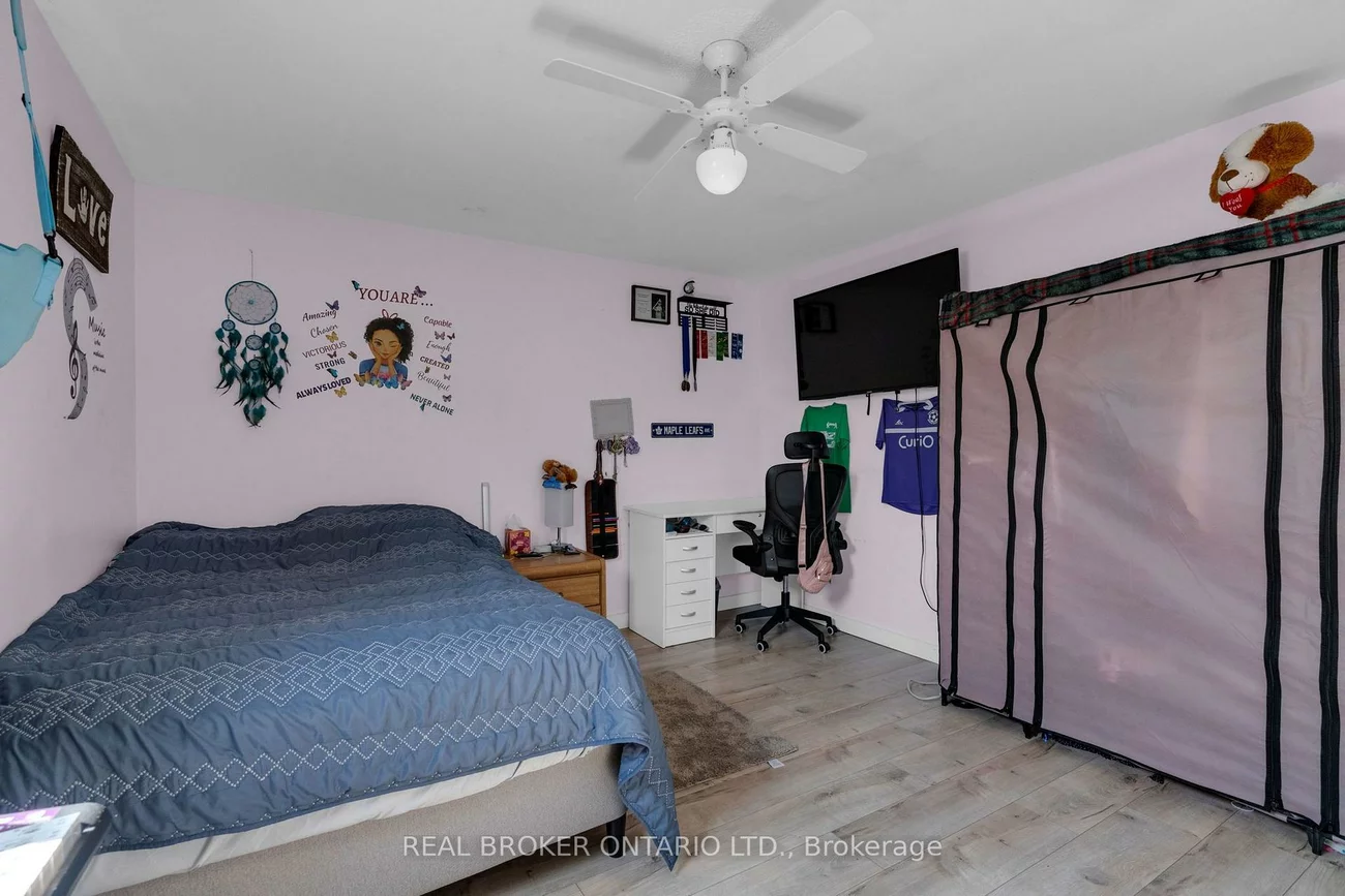37, Hickling, Grove East, Barrie