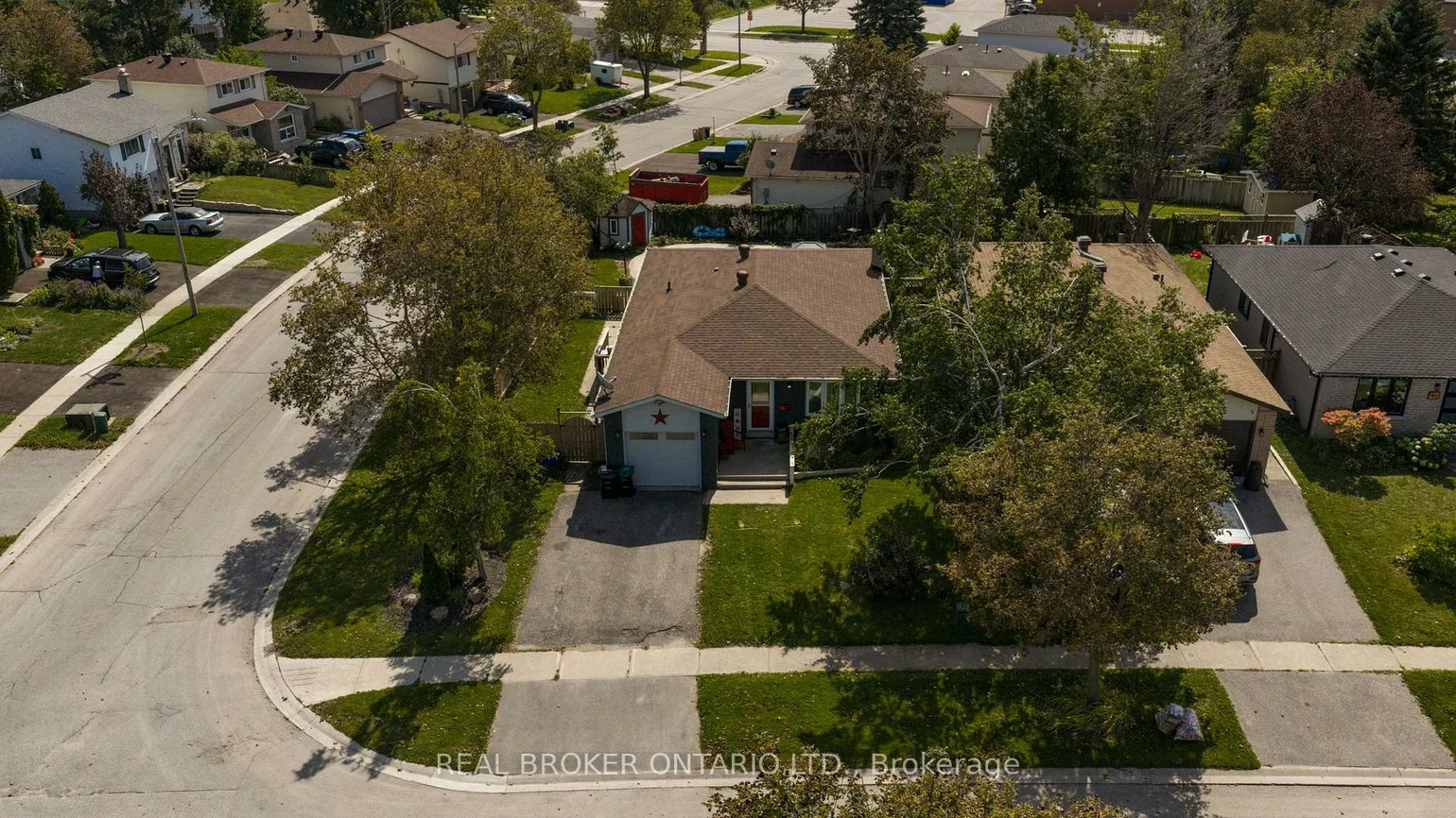 37, Hickling, Grove East, Barrie