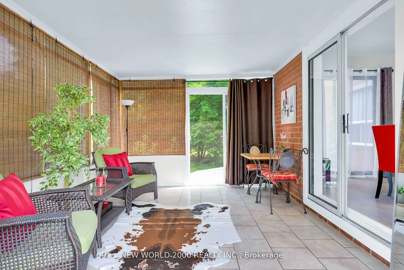 50, Livingstone, West Bayfield, Barrie