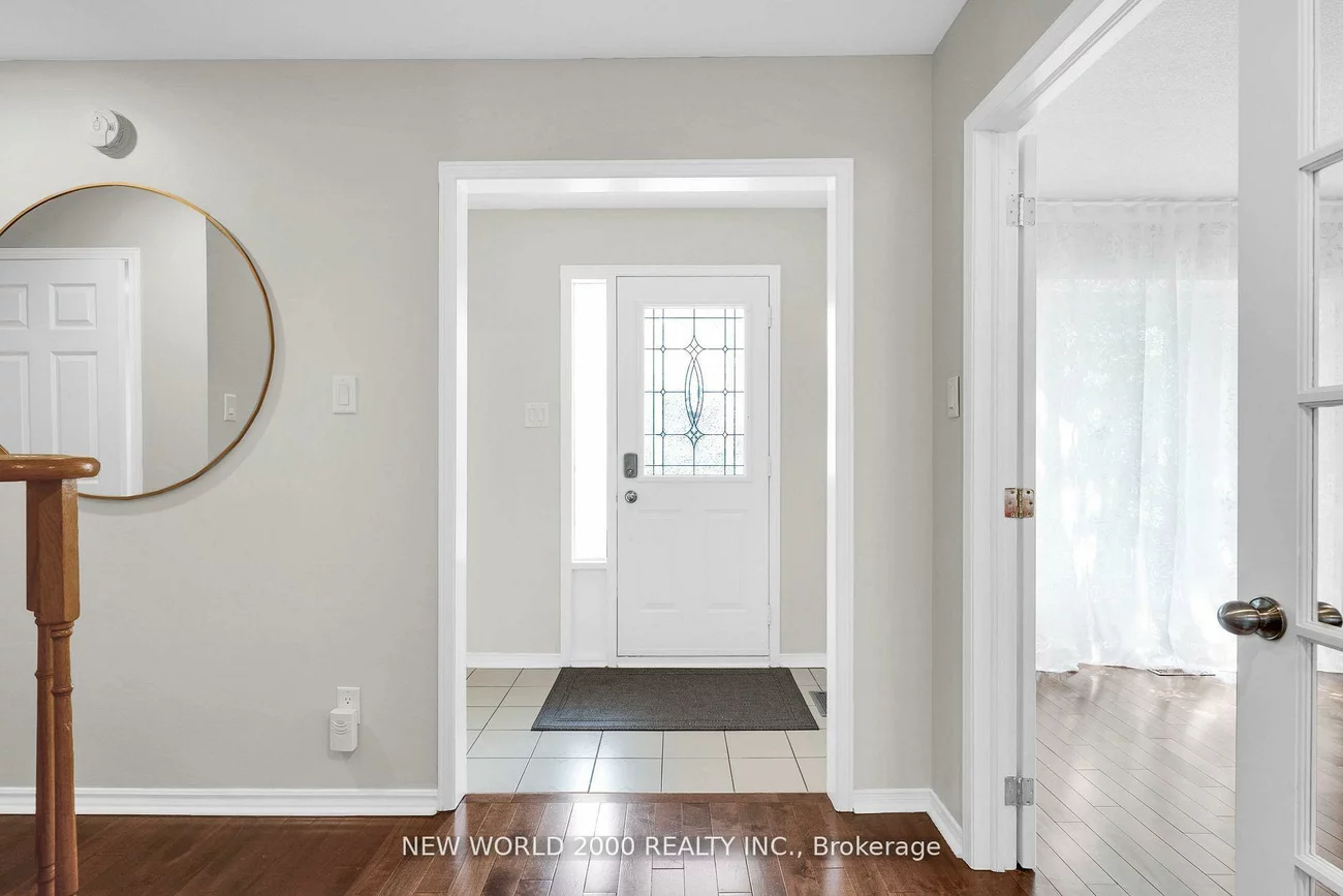 50, Livingstone, West Bayfield, Barrie