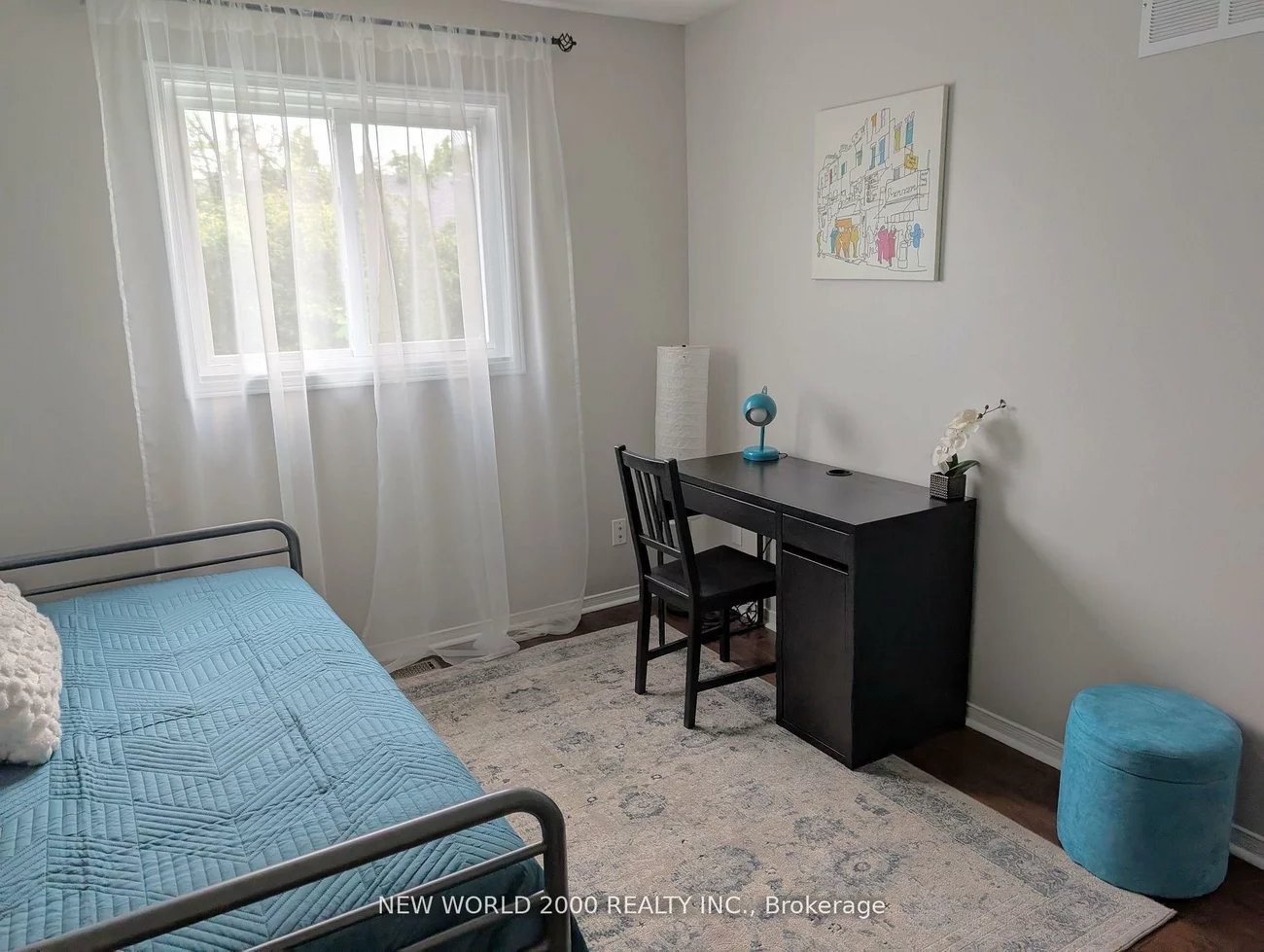 50, Livingstone, West Bayfield, Barrie