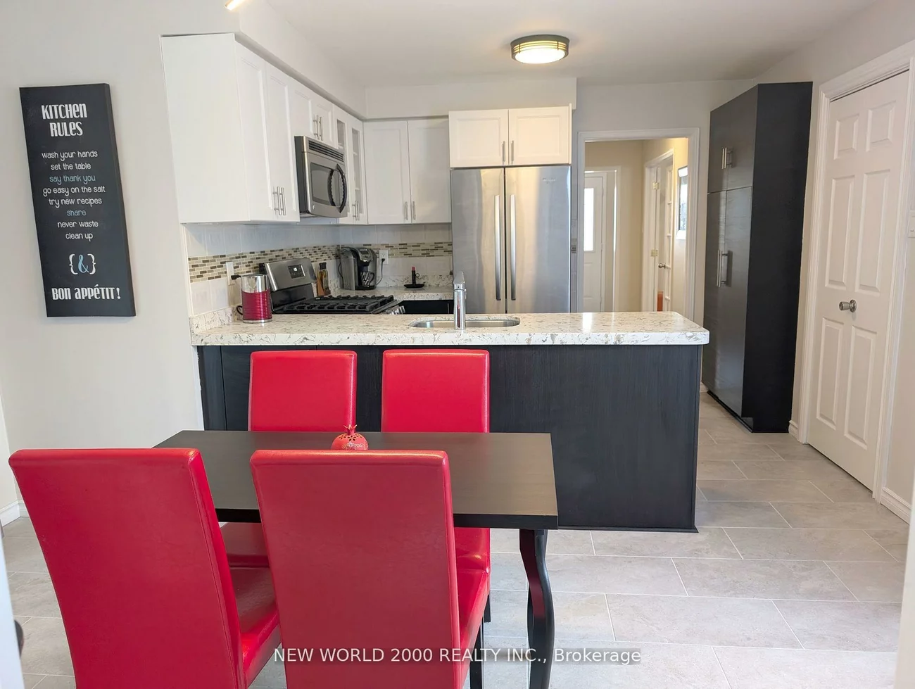 50, Livingstone, West Bayfield, Barrie