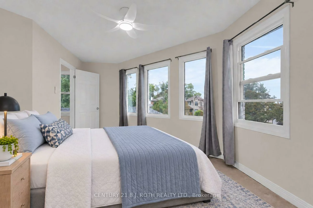 131, Browning, Letitia Heights, Barrie