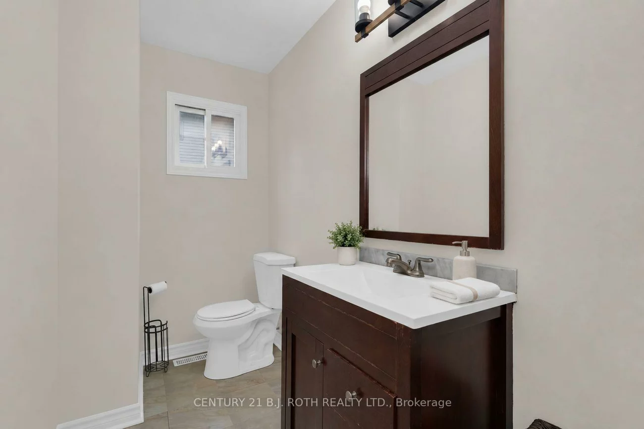 131, Browning, Letitia Heights, Barrie
