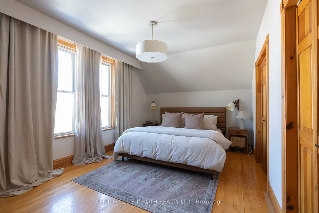90, Cumberland, Allandale, Barrie