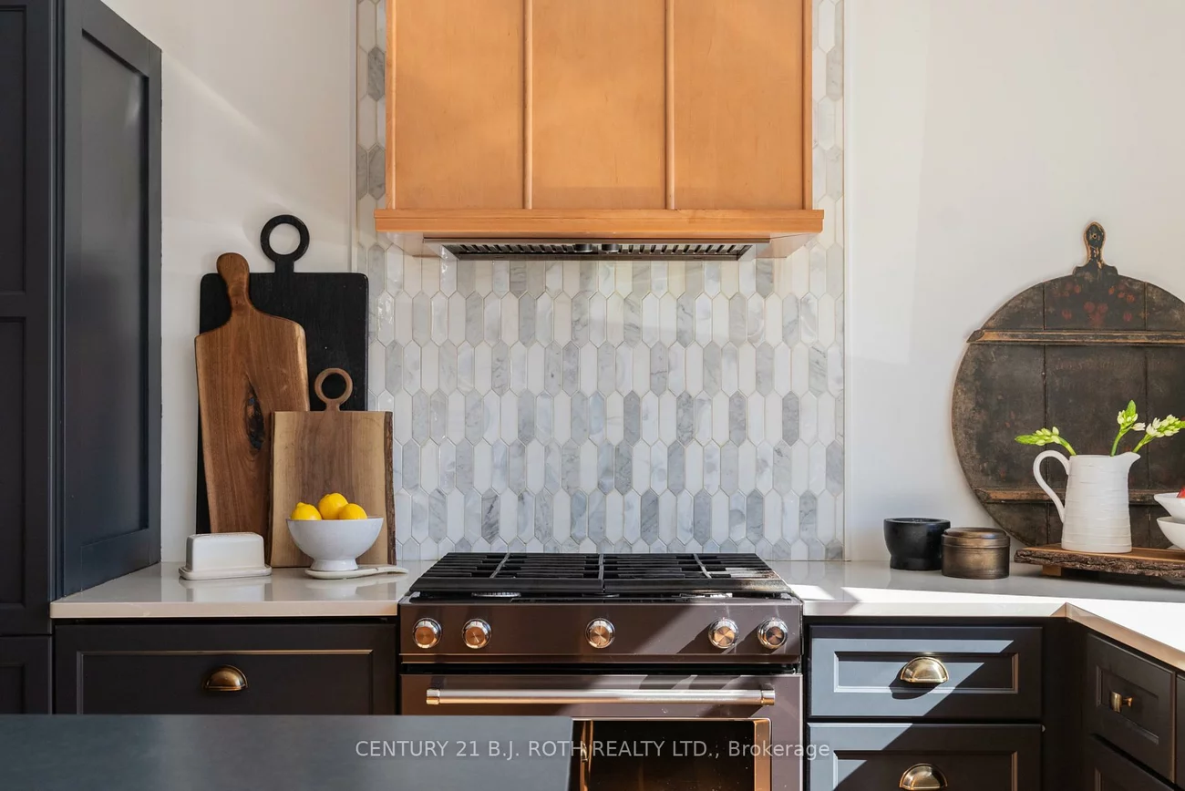90, Cumberland, Allandale, Barrie
