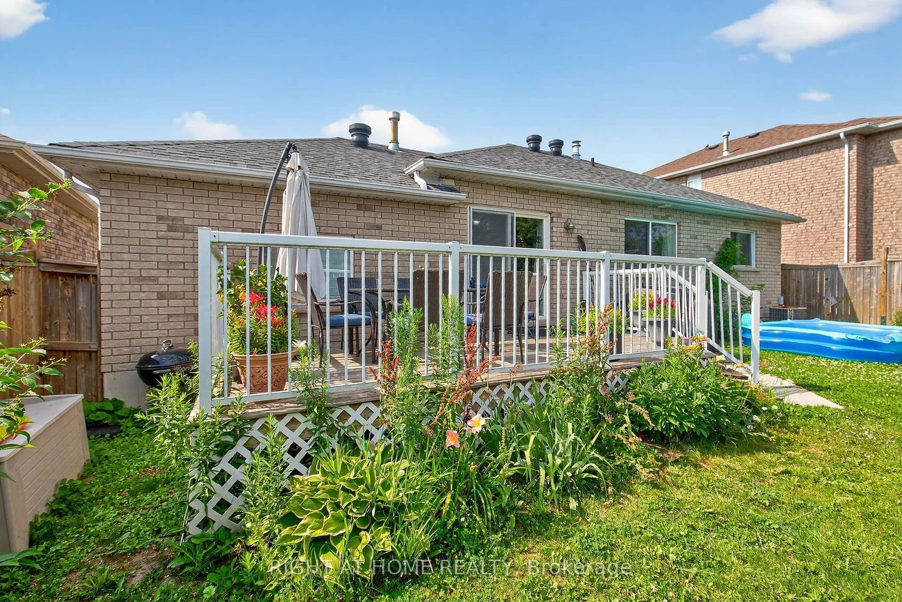 3, Player, East Bayfield, Barrie