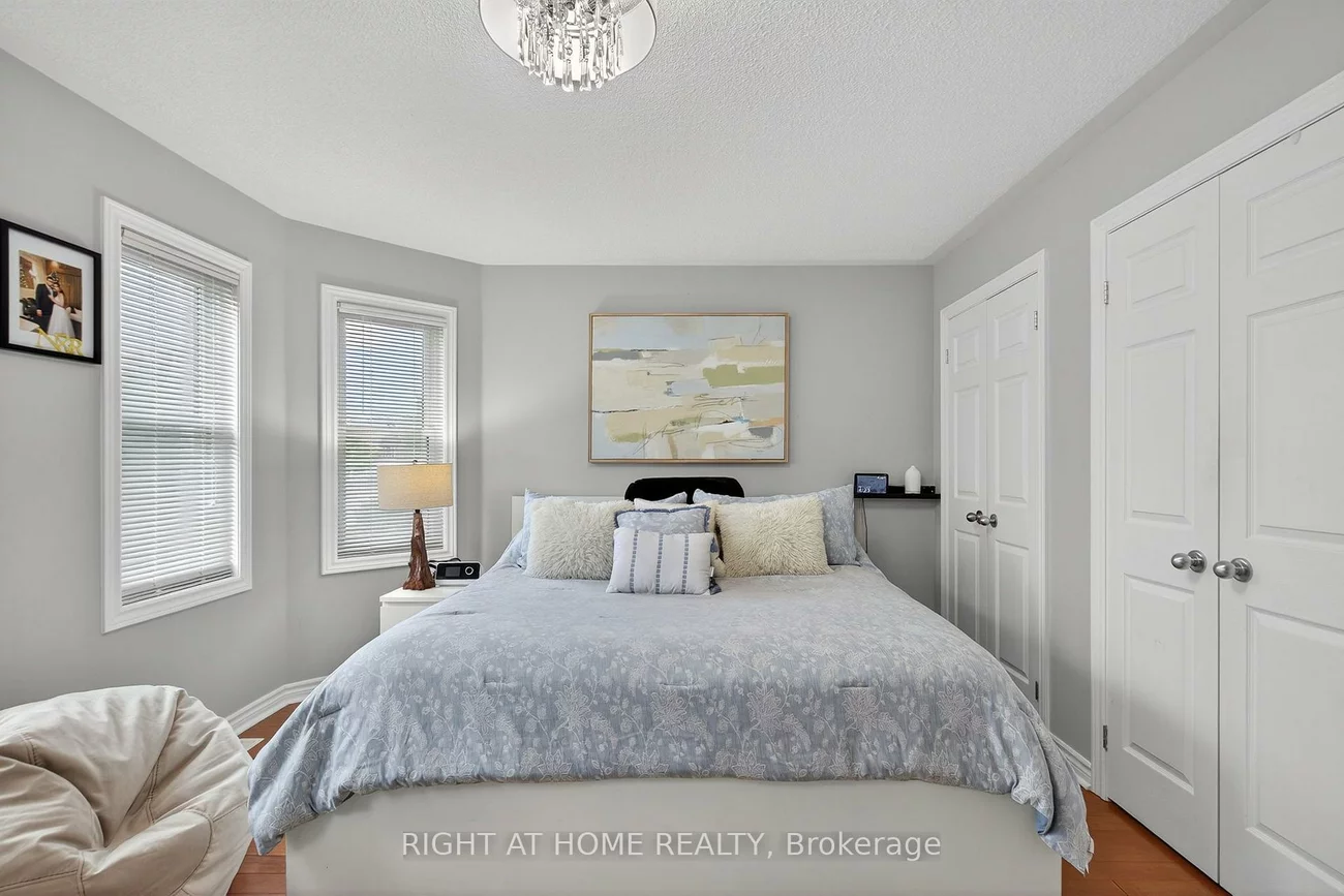 3, Player, East Bayfield, Barrie