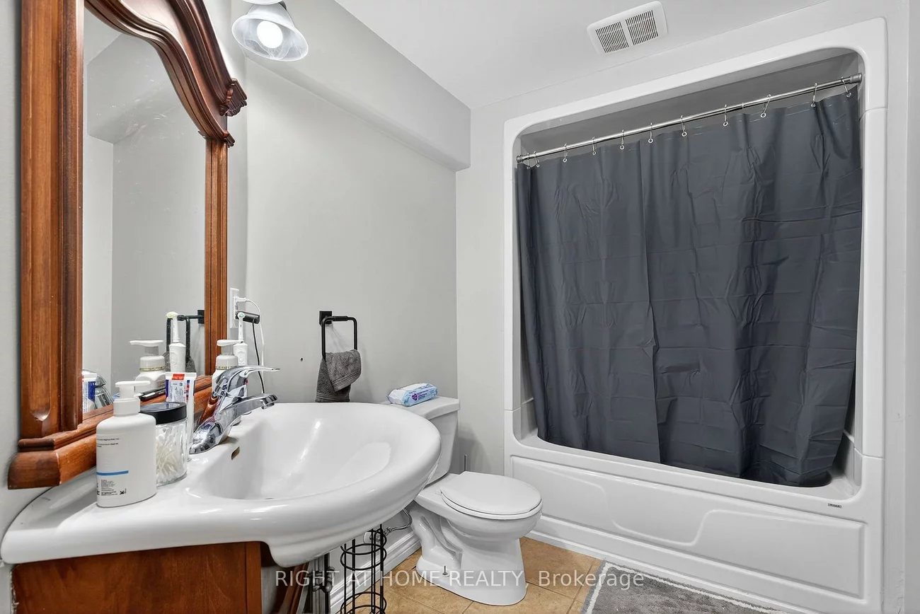 3, Player, East Bayfield, Barrie