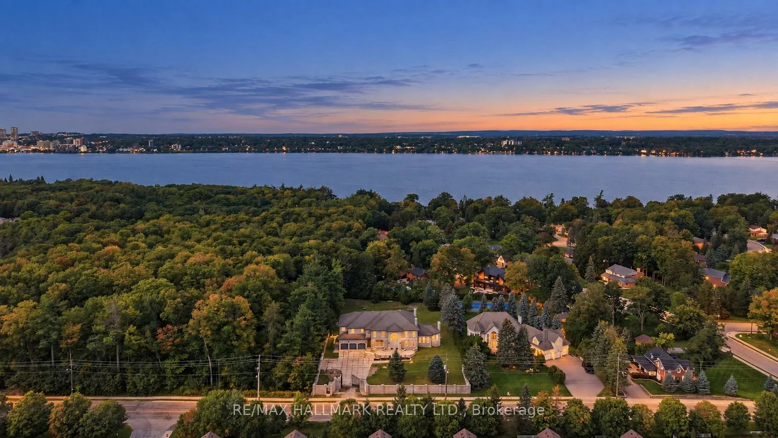 290, Tollendal Mill, South Shore, Barrie