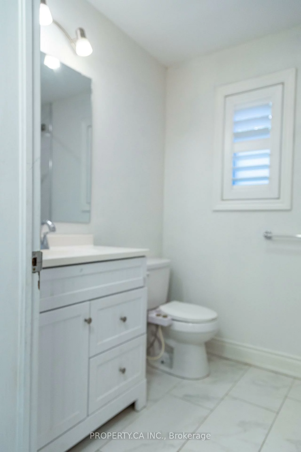 8, Dufferin, Sanford, Barrie