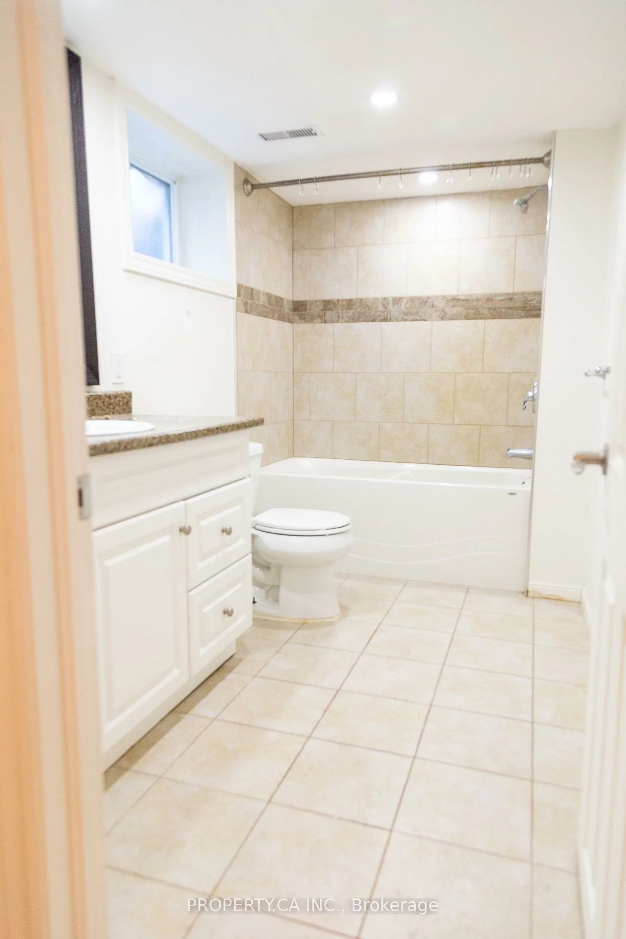 8, Dufferin, Sanford, Barrie
