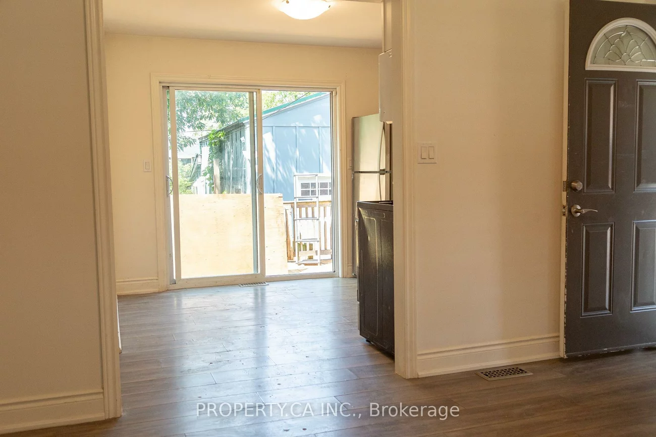 8, Dufferin, Sanford, Barrie