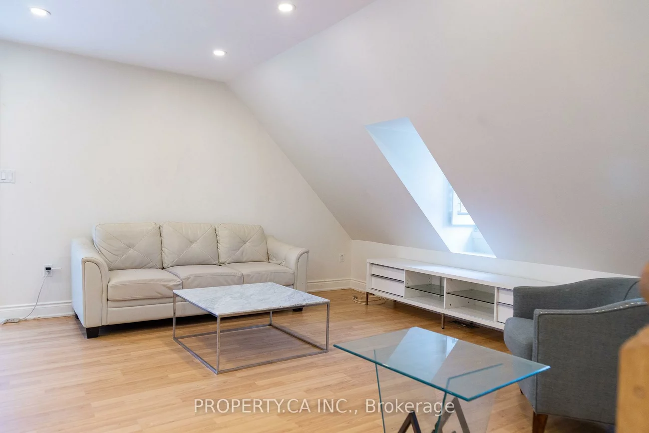 8, Dufferin, Sanford, Barrie
