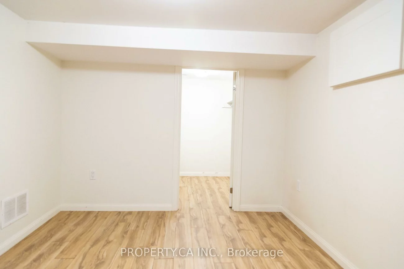 8, Dufferin, Sanford, Barrie