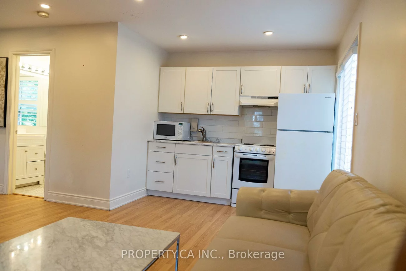 8, Dufferin, Sanford, Barrie