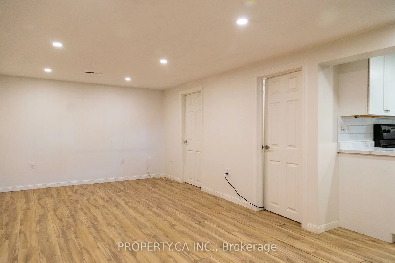 8, Dufferin, Sanford, Barrie