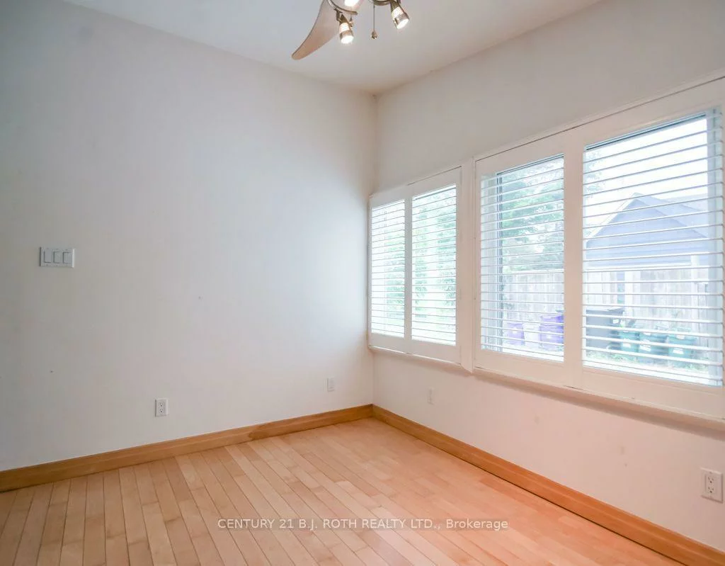 45, Grove, Queen's Park, Barrie