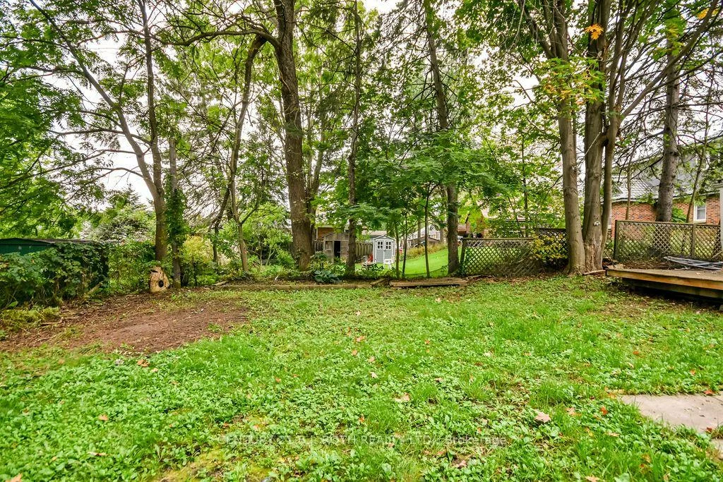 45, Grove, Queen's Park, Barrie