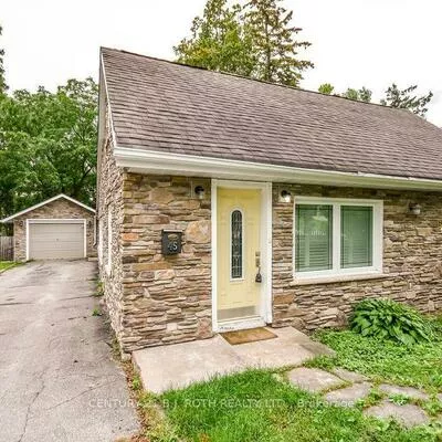 45, Grove, Queen's Park, Barrie