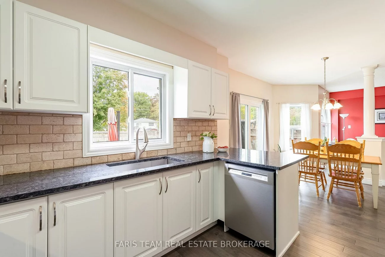 114, Ruffet, Edgehill Drive, Barrie