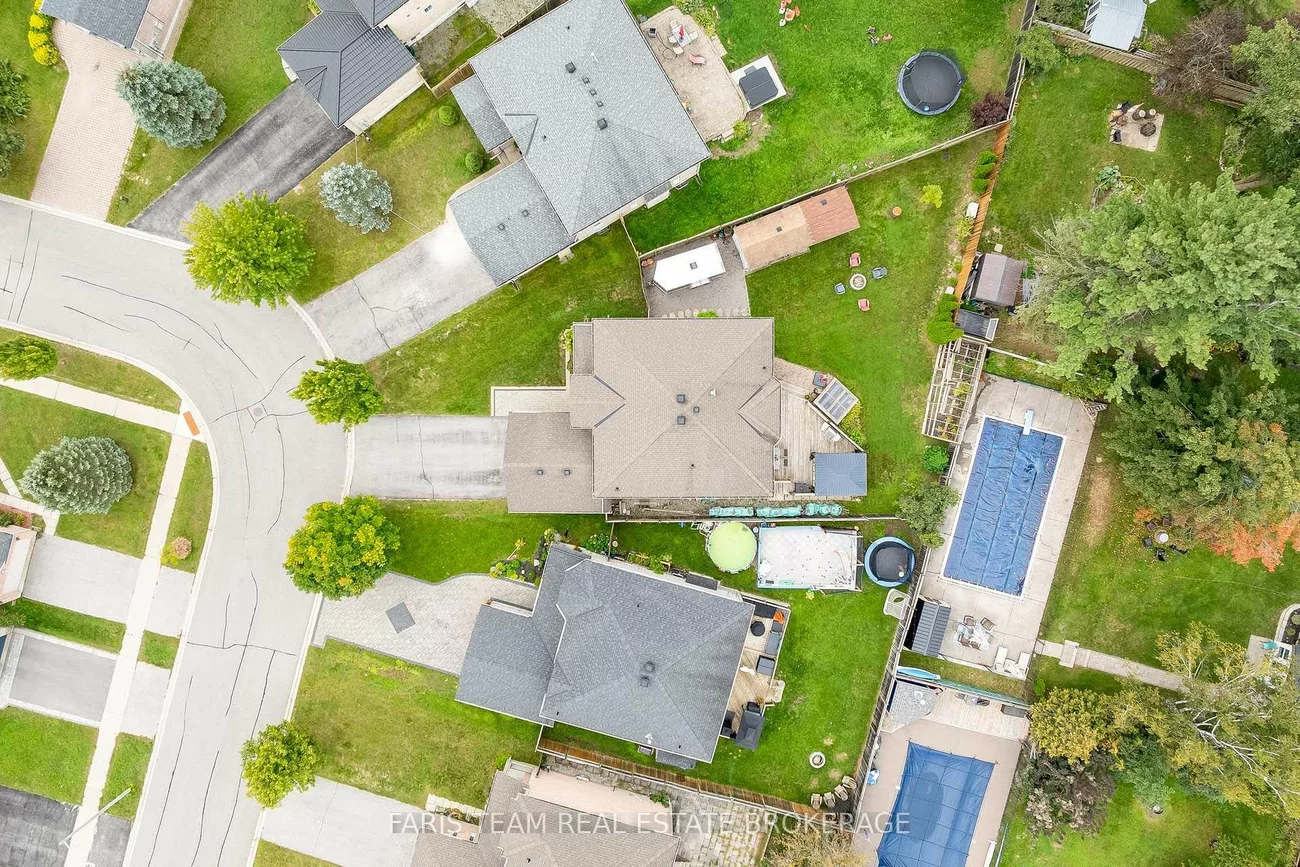 114, Ruffet, Edgehill Drive, Barrie