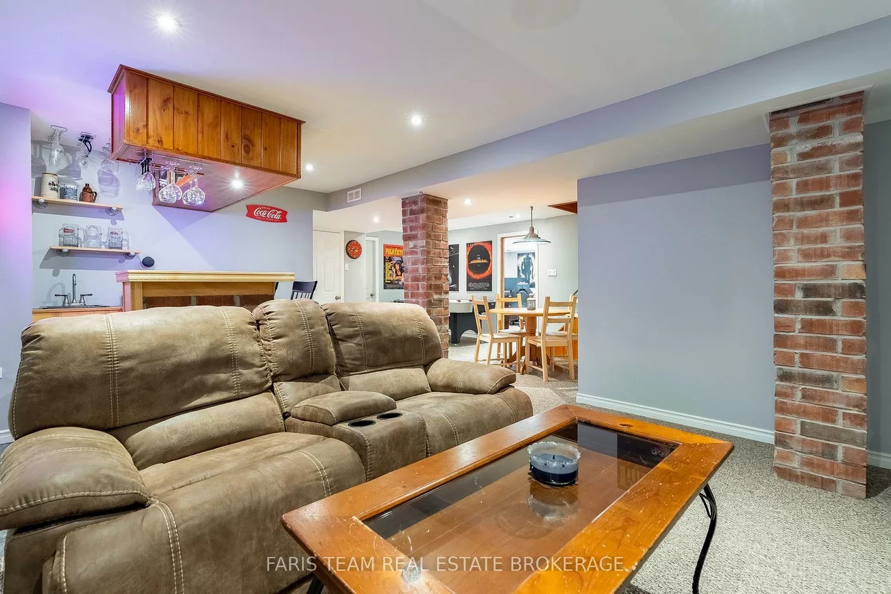 114, Ruffet, Edgehill Drive, Barrie
