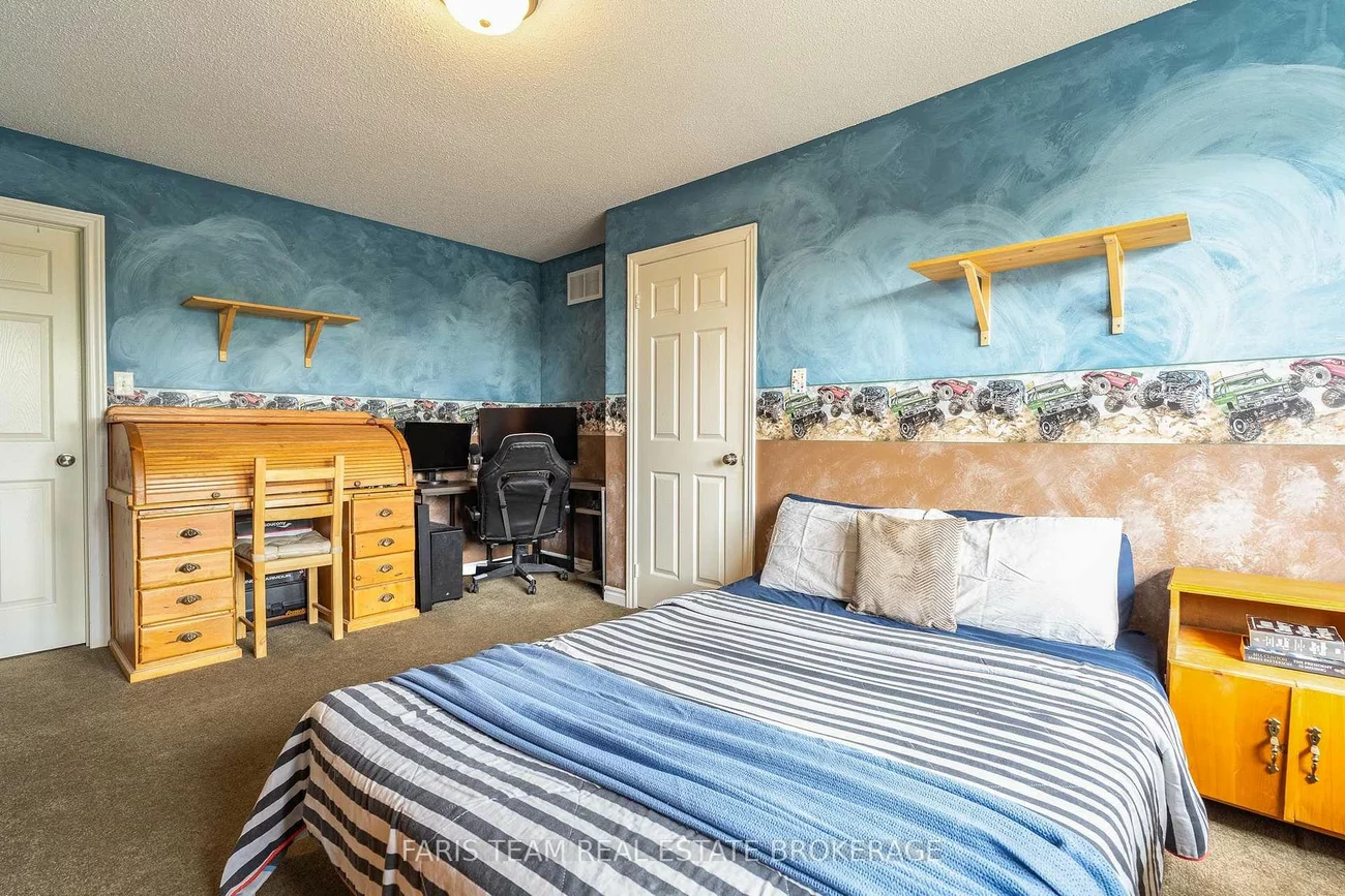 114, Ruffet, Edgehill Drive, Barrie